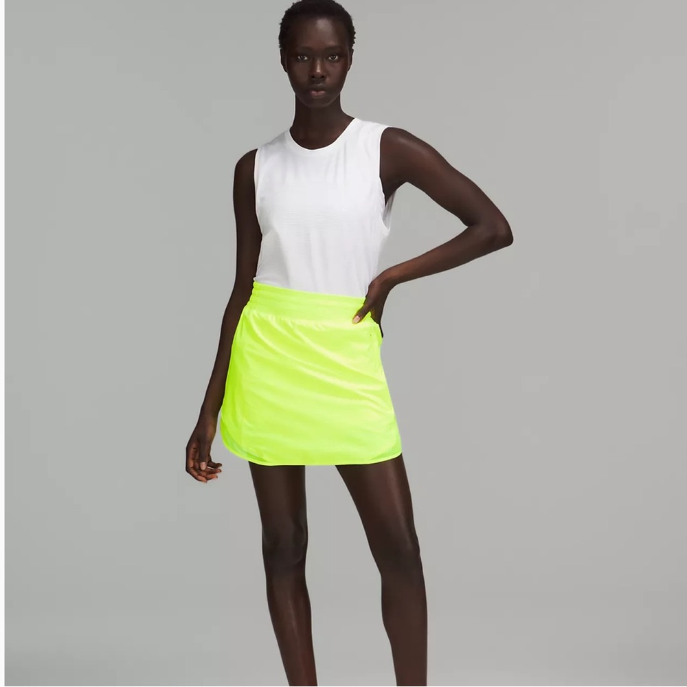 NWT Lululemon’s Hotty Hot High Rise Running Tennis Skirt Long Yellow Size  2